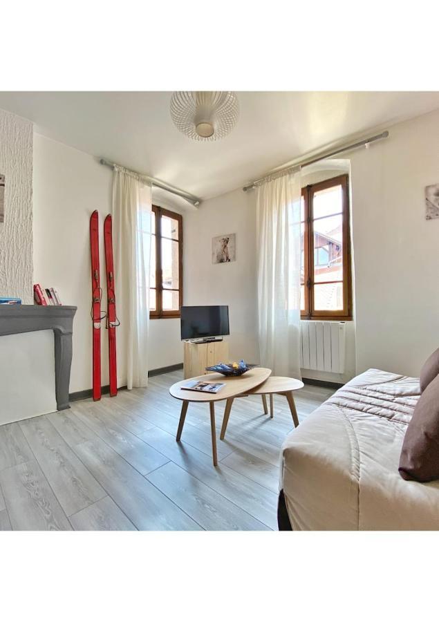 Coup De Coeur Au Pied Du Chateau - Nice Studio Ideally Located آنسي المظهر الخارجي الصورة